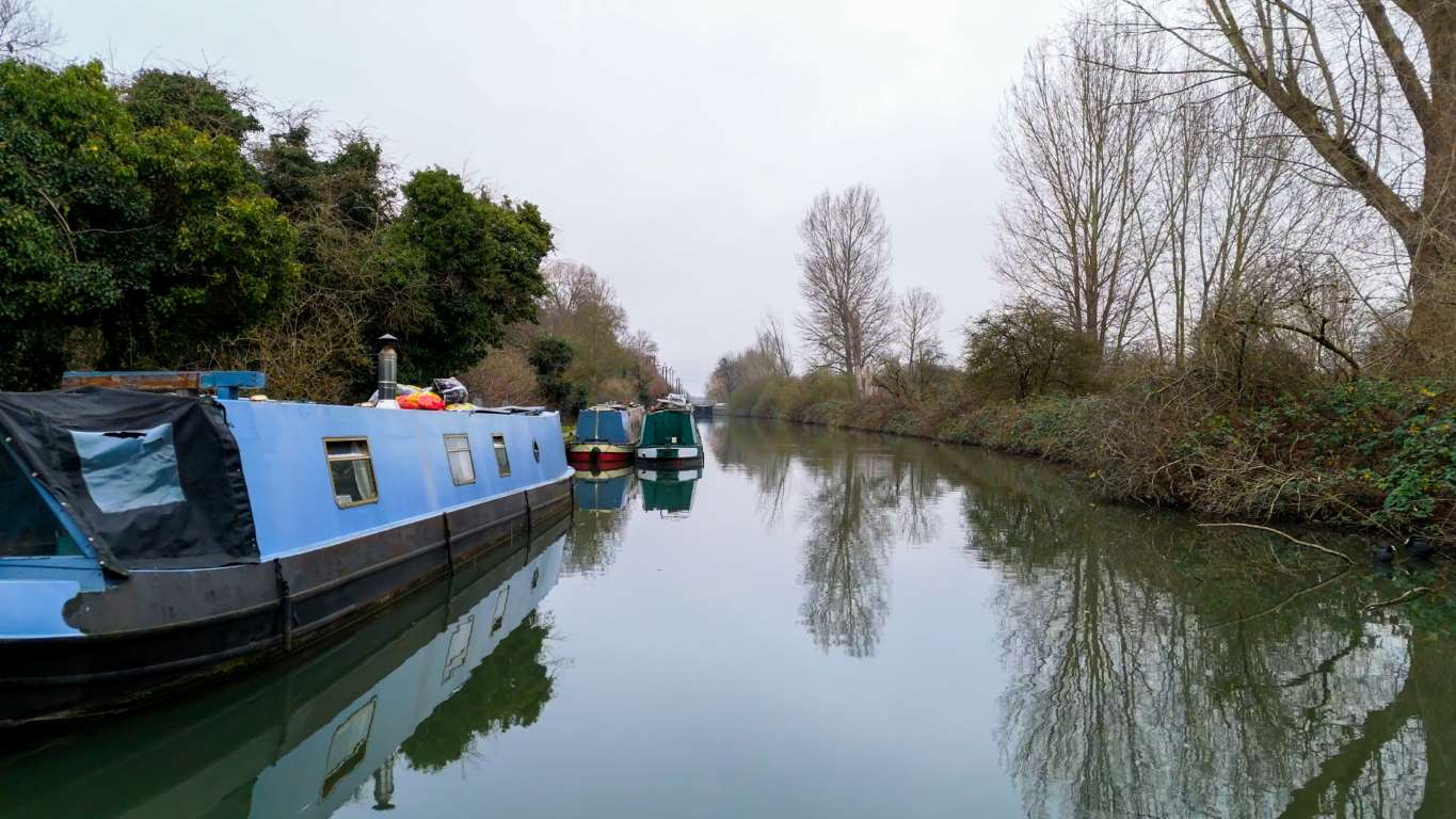 River Lea Boats