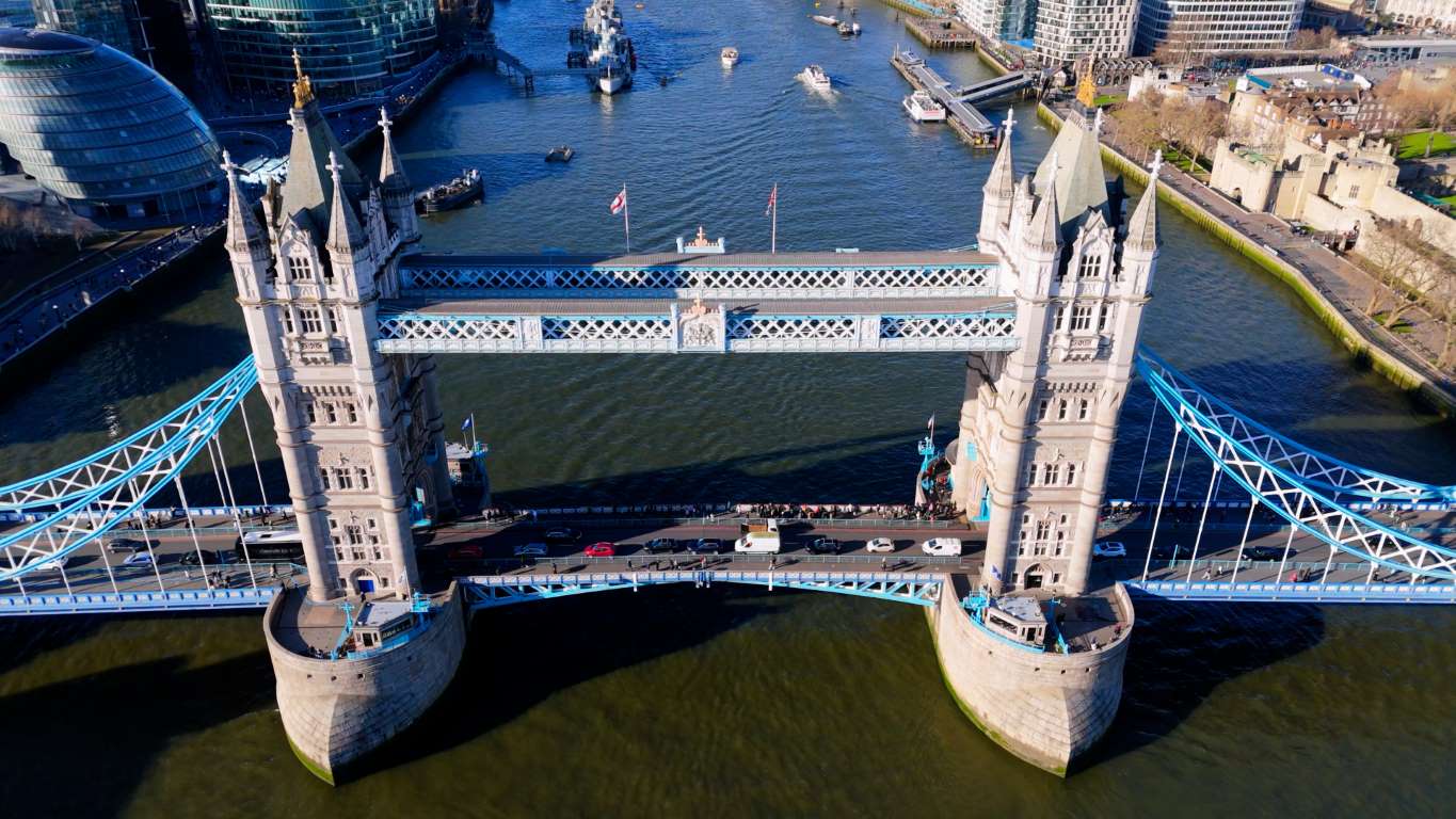 Close up of Tower Bridge from above
