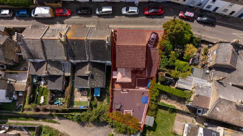 Top down image with highlights